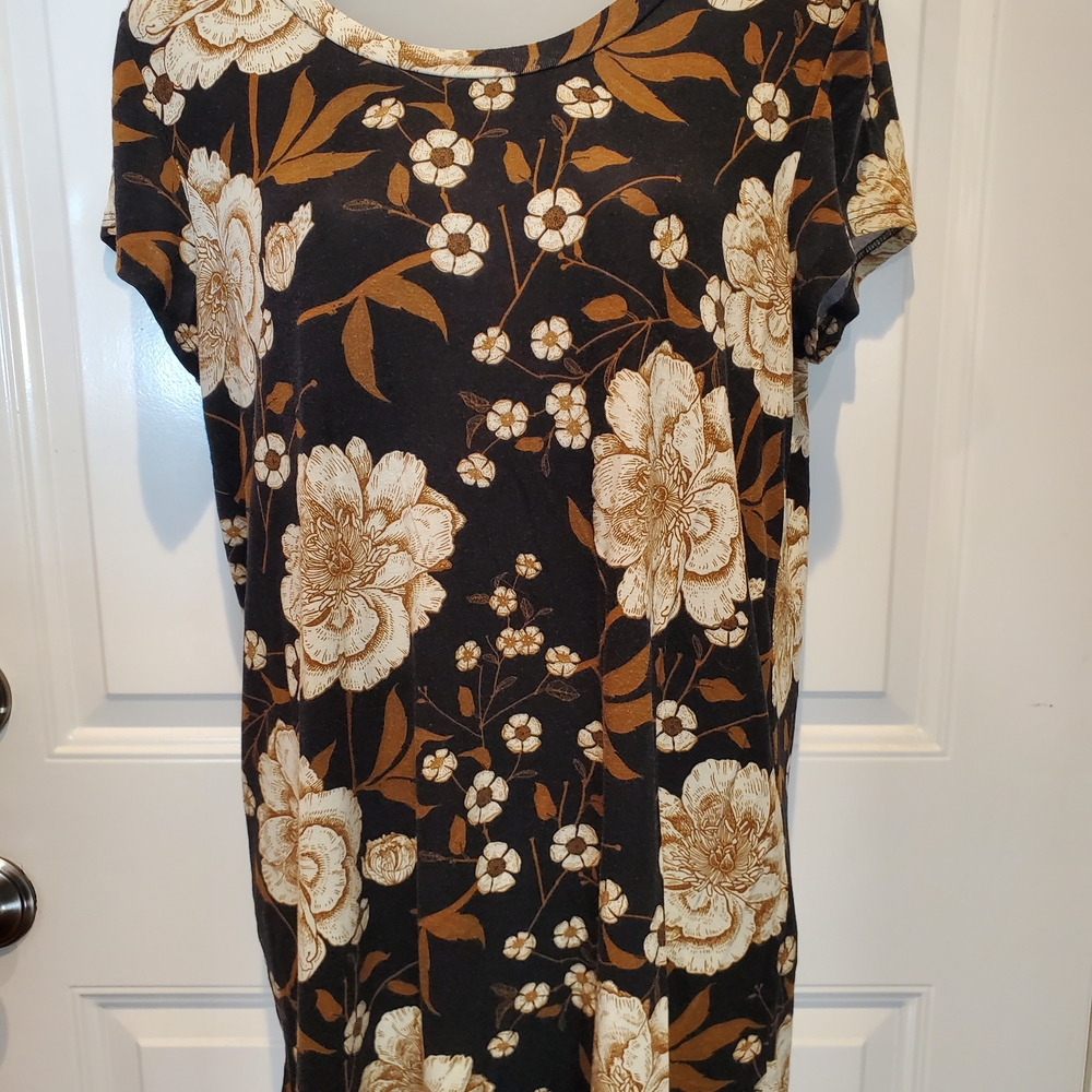 DownEast Black and Brown Floral Blouse